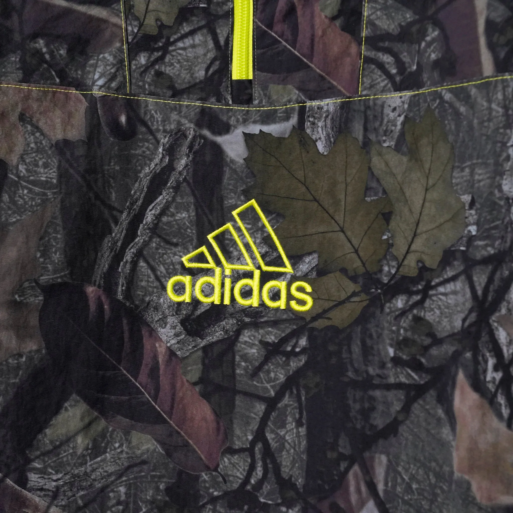 CAMO JACKET / OLISTR